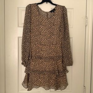 NWOT Francesca’s leopard print sheer keyhole back tiered dress